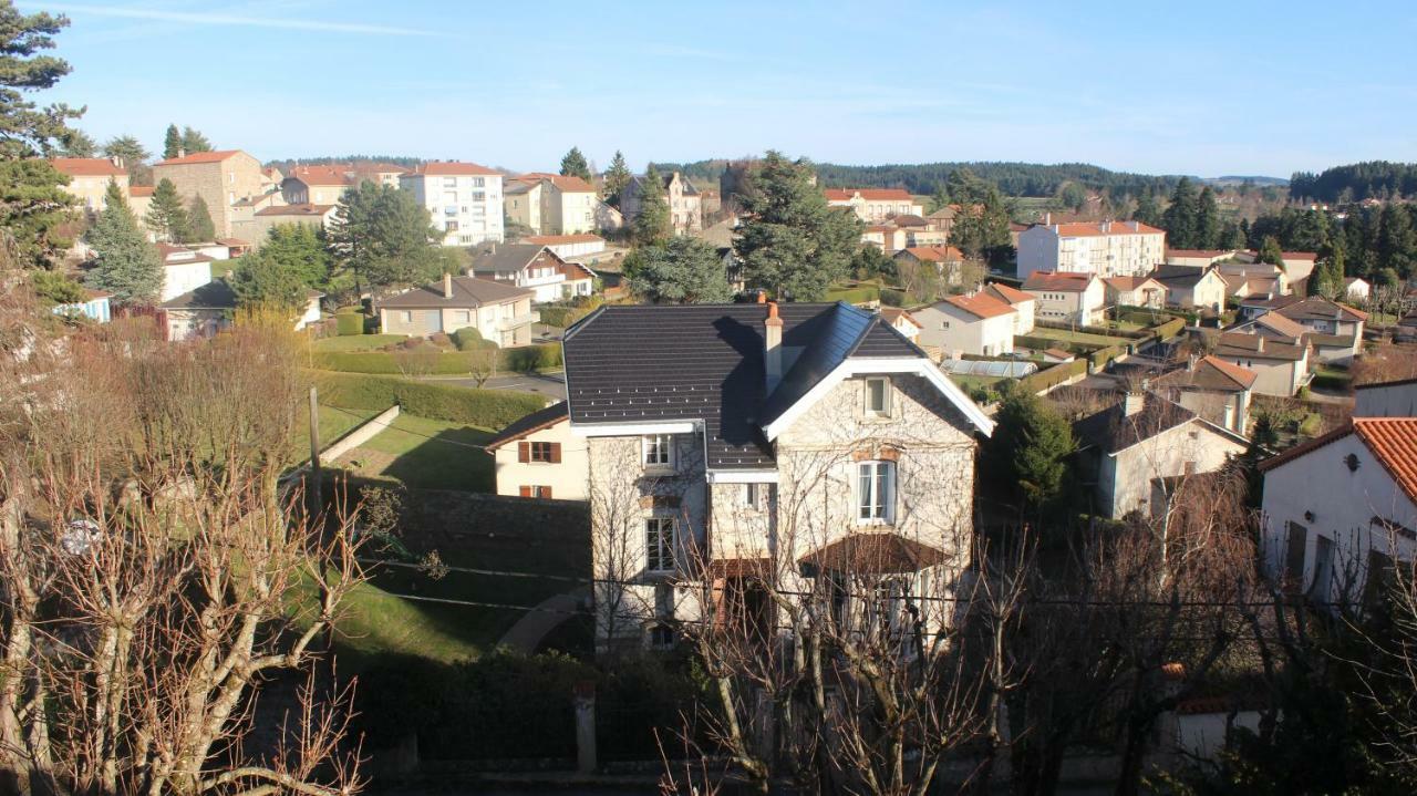 Les Marronniers Bed & Breakfast Saint-Didier-en-Velay Exterior photo